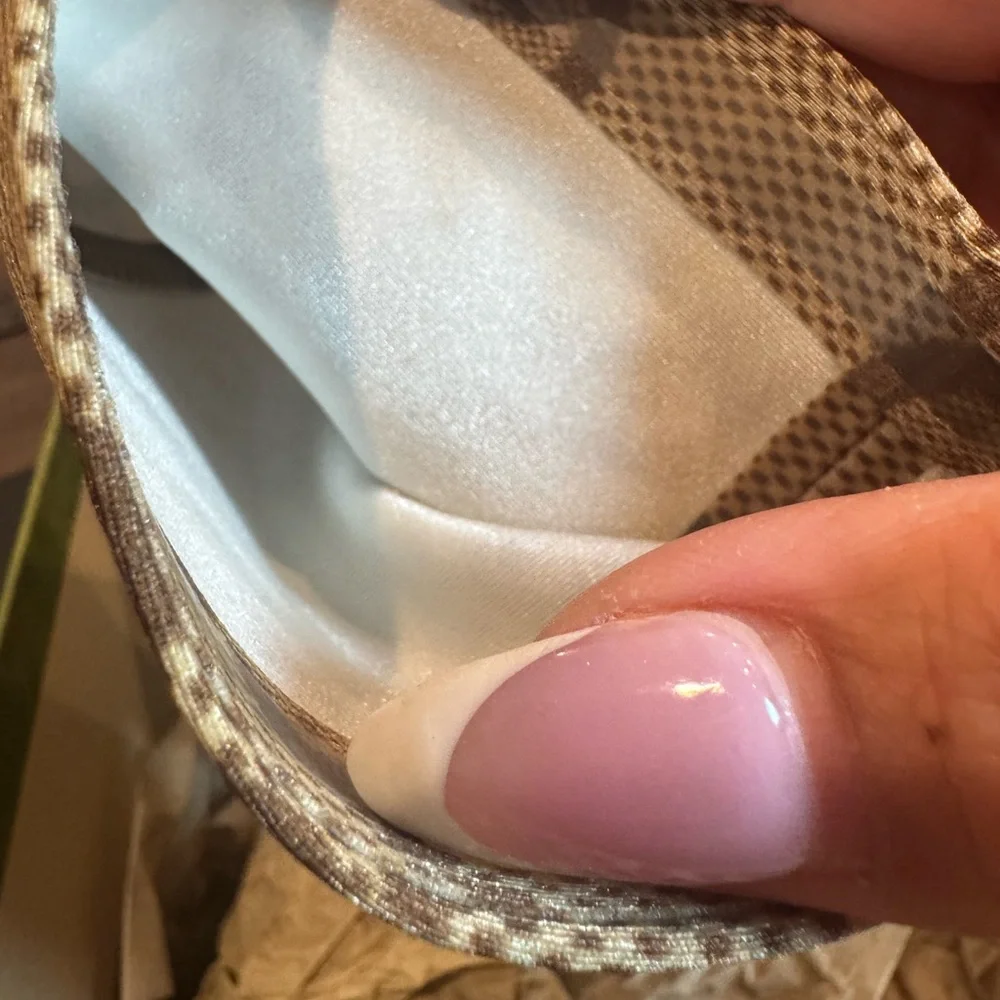 Gucci Brown Checkered Fabric - Picture 6 of 6